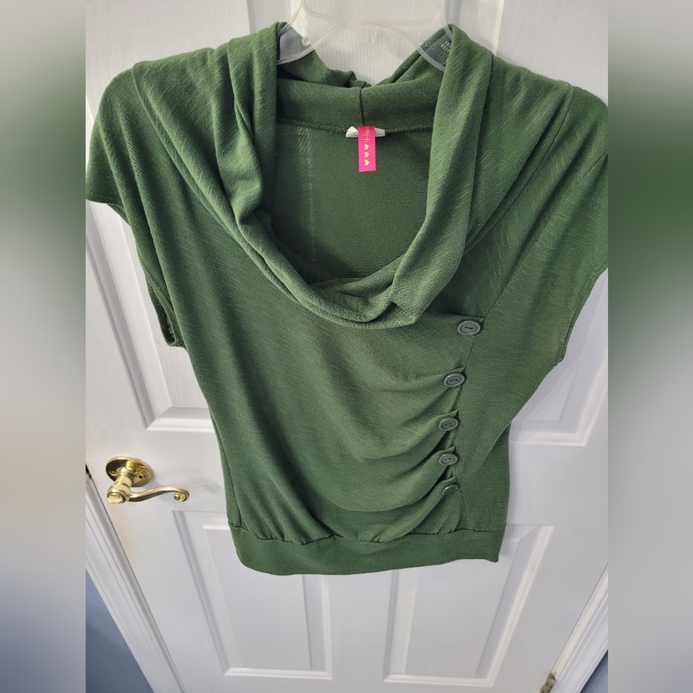 XL Green Cowl Neck Buttoned Top